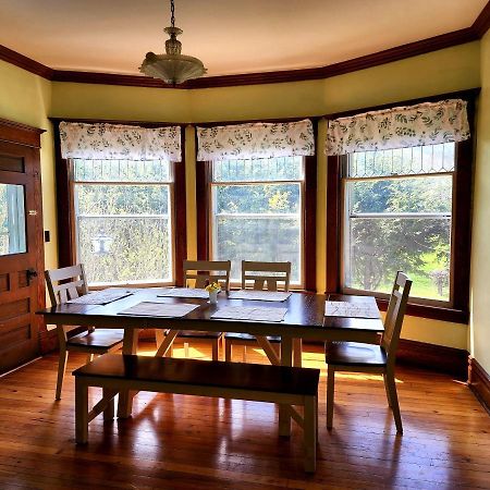 Basecampwv-Durbin. Spacious 4 Bedroom House W/Yard 外观 照片
