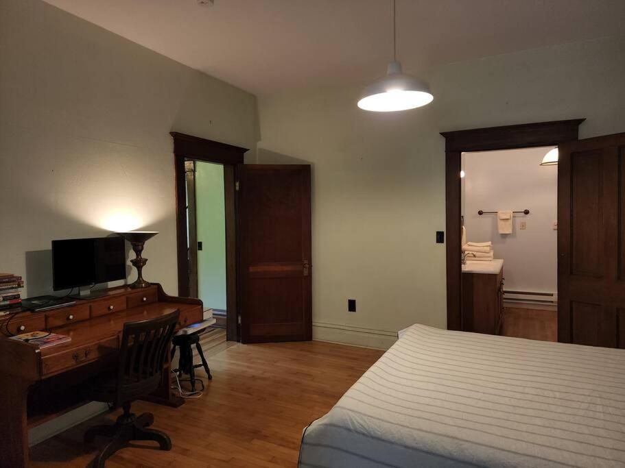 Basecampwv-Durbin. Spacious 4 Bedroom House W/Yard 外观 照片