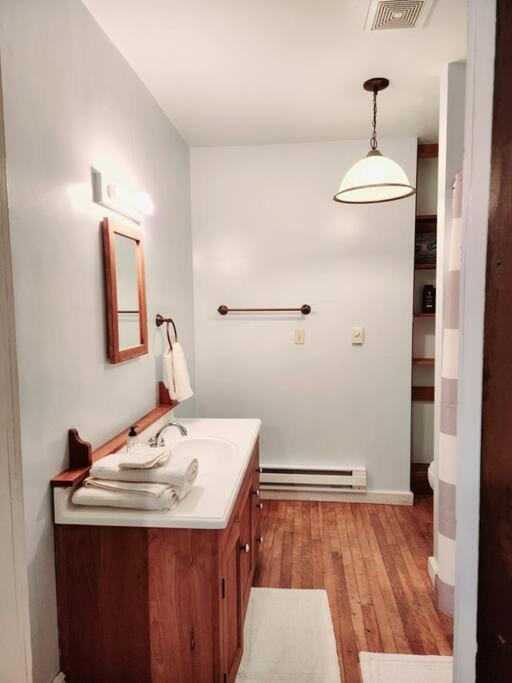 Basecampwv-Durbin. Spacious 4 Bedroom House W/Yard 外观 照片